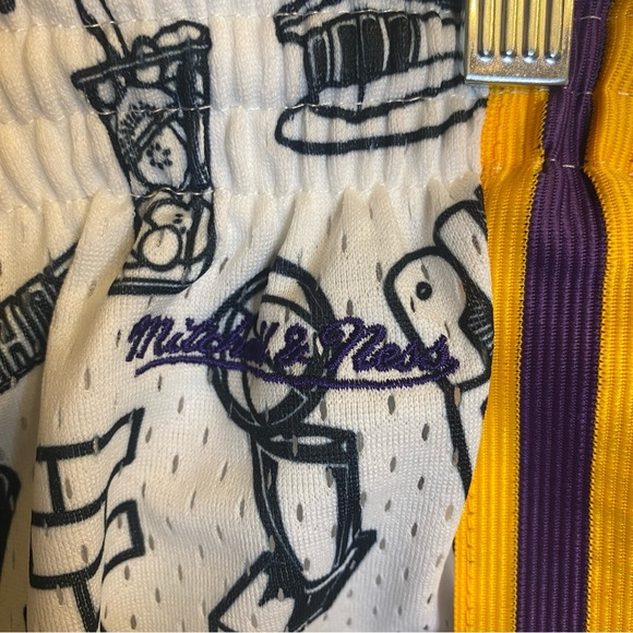 🏀Mitchell & Ness O’Neal LA Lakers NBA Doodle Jersey Short Set Med Retails $225 - Picture 11 of 16